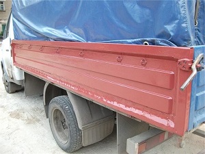 Обработка бортов грузовой ГАЗели перед покраской